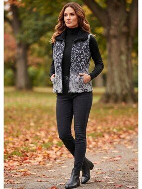 Three Hearts Women's Medium Sleeveless Fleece Vest